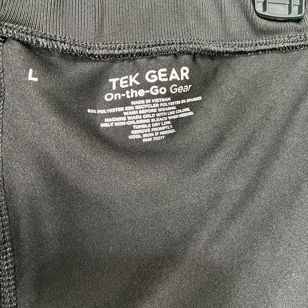 Woman Tek Gear Weekend Pocket Skort Black Large - Picture 9 of 10